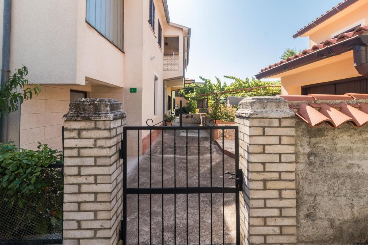Monteparadiso Pula Exterior photo